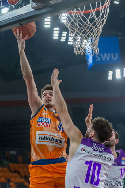 入决胜局 入决胜局